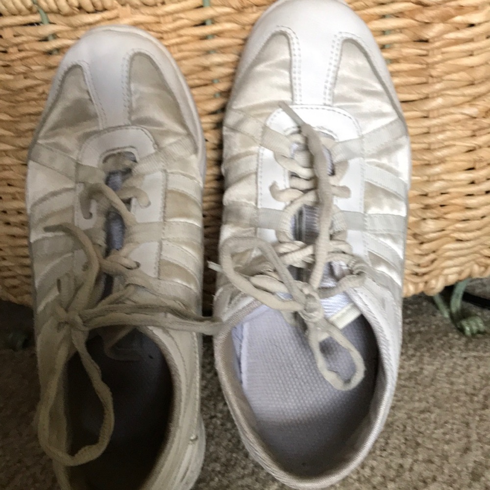 Infinity evolution cheer shoes